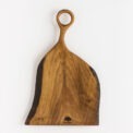 daska za serviranje 547 napravljena od oraga od celog komada drveta